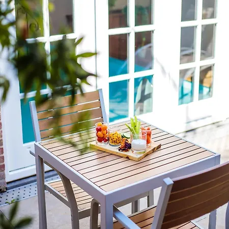 Wellness In Betuwe With Sauna, Cleaning Included Apartamento